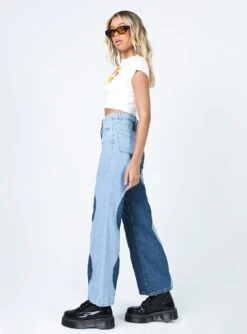 The Ragged Priest Underworld Trip Denim Jeans Blue -Hallmark Sales Store 3 modelinfo Emma us2 e1cc7638 5de4 490b a8a2 5bd8021ebfe5