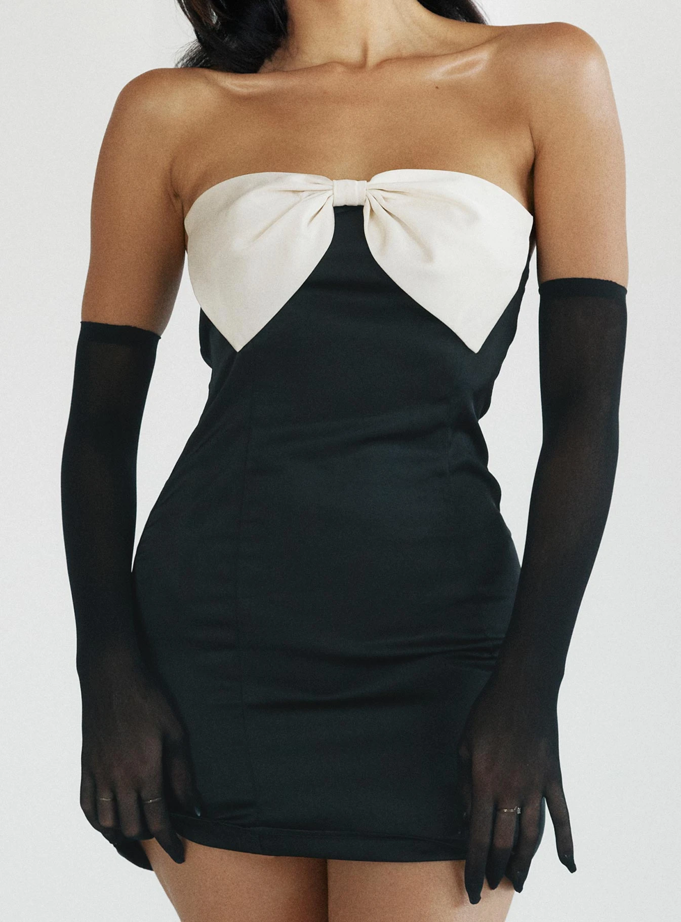 Princess Polly Kesy Bow Tie Mini Dress Black 6 Princess Polly Kesy Bow Tie Mini Dress Black - Image 5