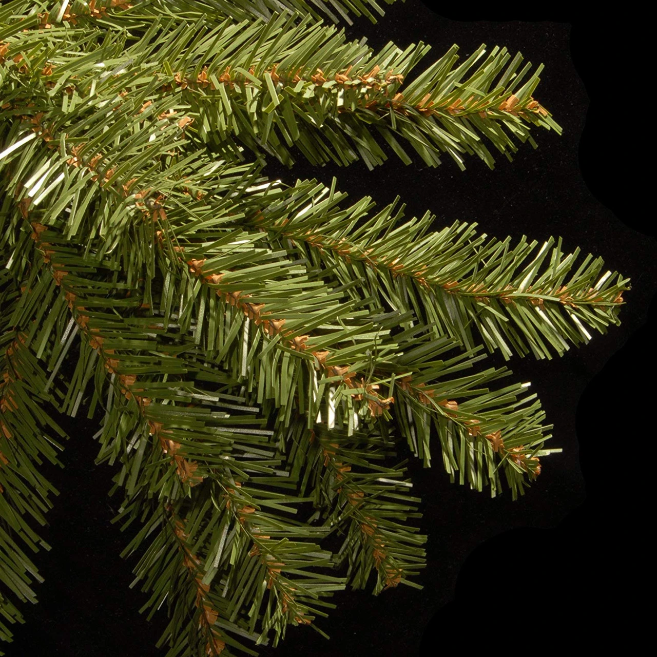 7’ Dunhill Fir Artificial Christmas Tree – Unlit 4 7’ Dunhill Fir Artificial Christmas Tree – Unlit - Image 2