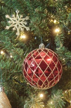 The Pre-Lit Green Italian Pencilimo Tree 21 The Pre-Lit Green Italian Pencilimo Tree -Hallmark Sales Store green pencilimo close up 2 7